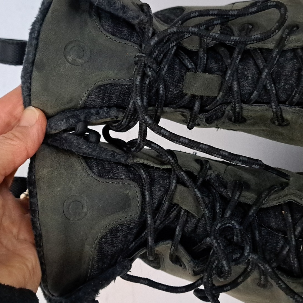 Bogs Olive Green and Black Winter Lace-Up Boots - Picture 13 of 16
